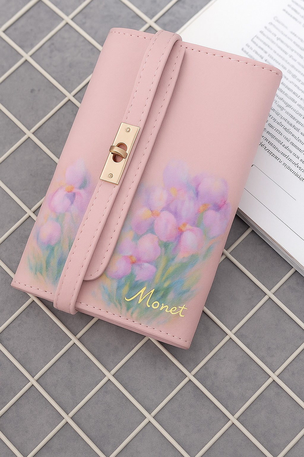 Portofel pictat manual – „Pastel Garden” (inspirație Monet)